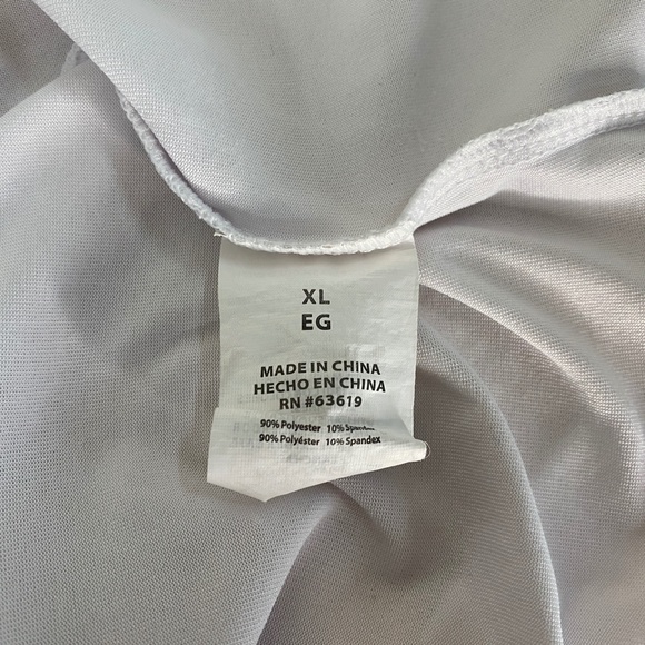 Bebe Sport Womans XL White Slinky T-Shirt Short Sleeve Crop Over-Sized Top - Picture 8 of 9